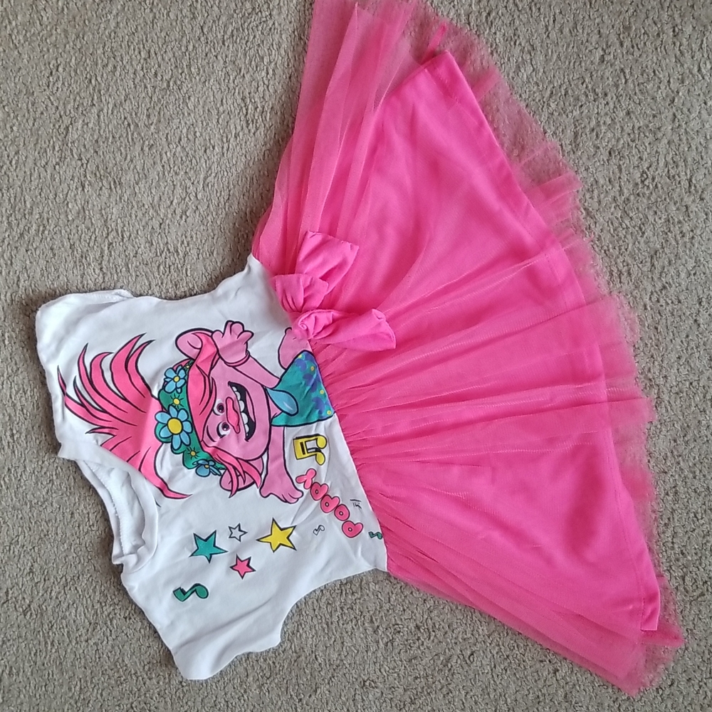 ❤ 4/$20 Trolls Pink/White Dress